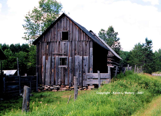 9 - Old Classic Barn in the Ottawa Valley 9 - Old Classic Barn in the Ottawa Valley